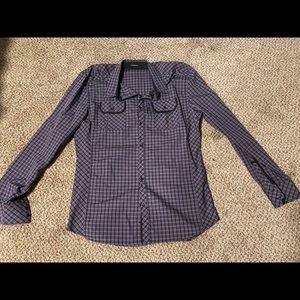 BUCKLE BLACK Button Up